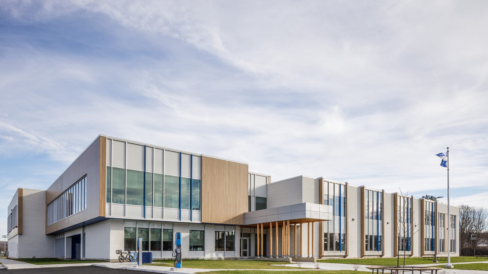 Façade de l’école primaire de Cowansville